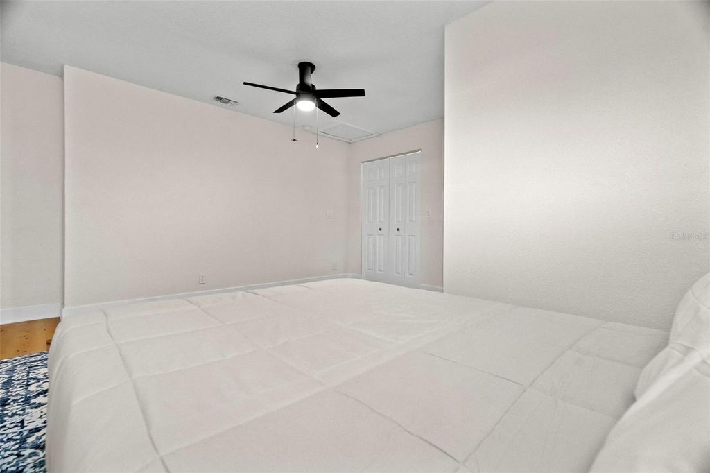 Image 18 of property listing at 4414 W OKLAHOMA AVENUE, Tampa, FL 33616