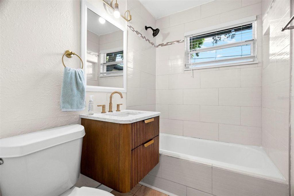 Image 24 of property listing at 4414 W OKLAHOMA AVENUE, Tampa, FL 33616