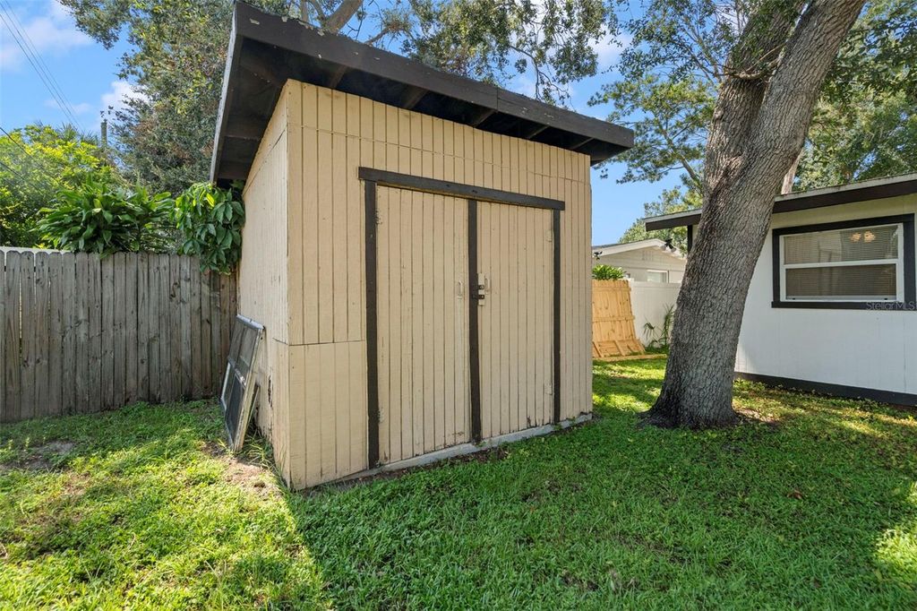 Image 30 of property listing at 4414 W OKLAHOMA AVENUE, Tampa, FL 33616