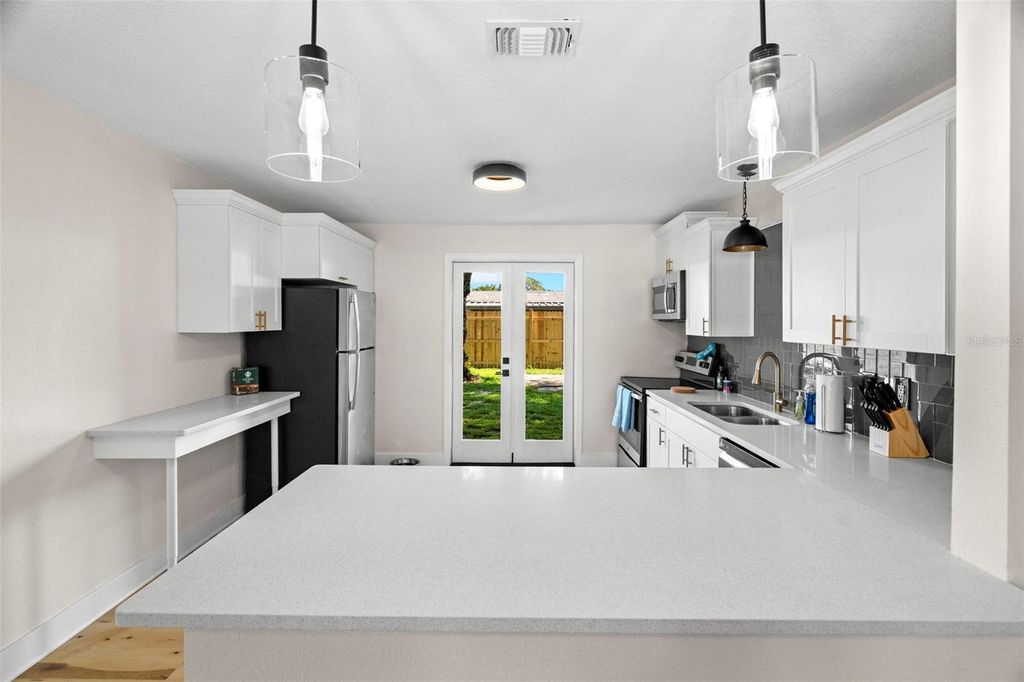 Image 8 of property listing at 4414 W OKLAHOMA AVENUE, Tampa, FL 33616