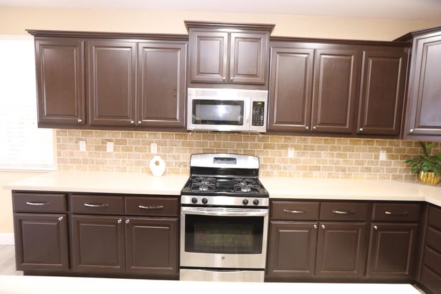 909 Blossom Rock Ln, Folsom, CA 95630