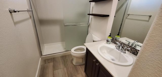 909 Blossom Rock Ln, Folsom, CA 95630