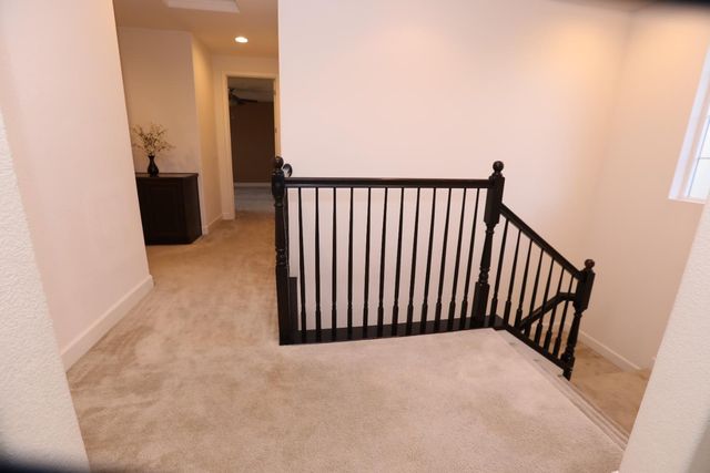 909 Blossom Rock Ln, Folsom, CA 95630