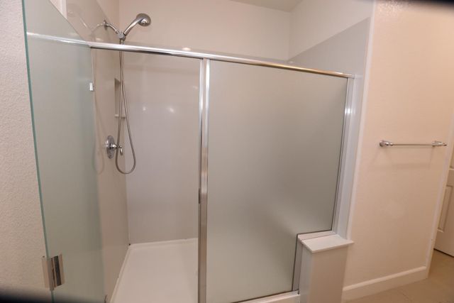 909 Blossom Rock Ln, Folsom, CA 95630