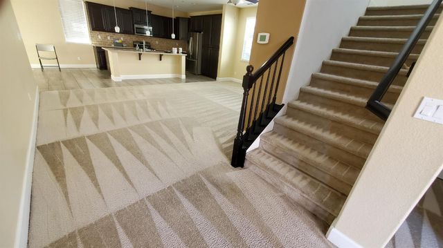 909 Blossom Rock Ln, Folsom, CA 95630