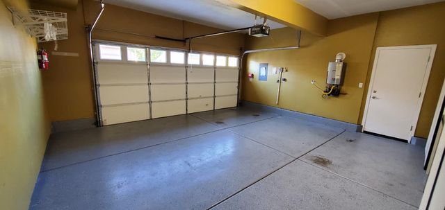 909 Blossom Rock Ln, Folsom, CA 95630