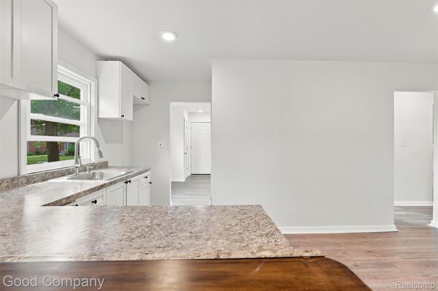 17228 Chapel Street, Detroit, MI 48219