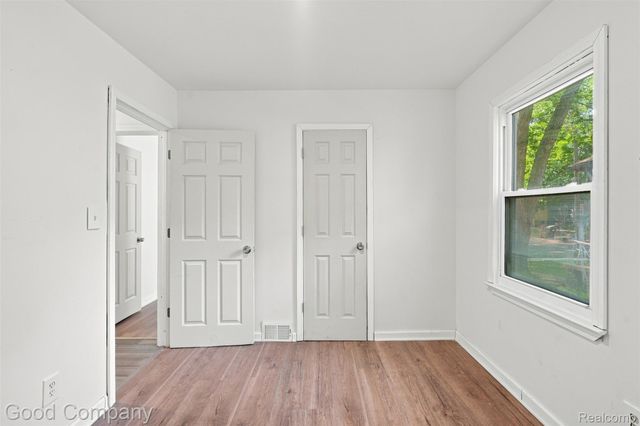 17228 Chapel Street, Detroit, MI 48219
