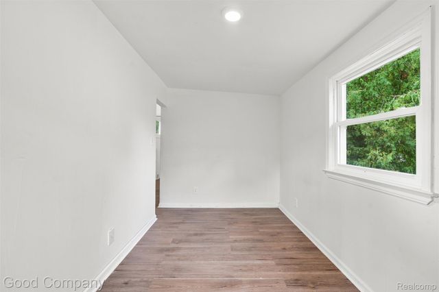 17228 Chapel Street, Detroit, MI 48219