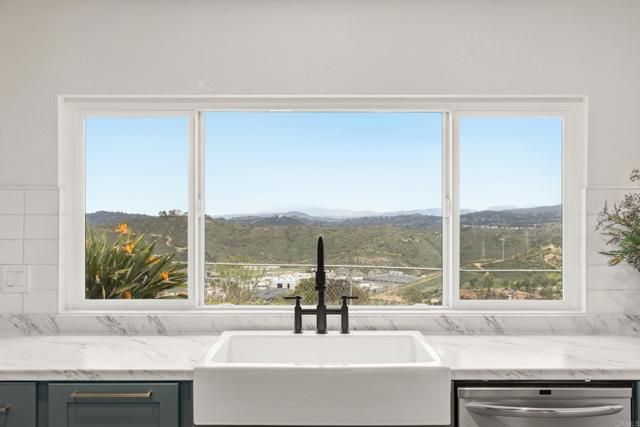 3041 Millar Ranch, Spring Valley, CA 91978