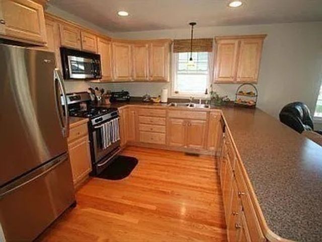 42 Castine St 1, Worcester, MA 01606