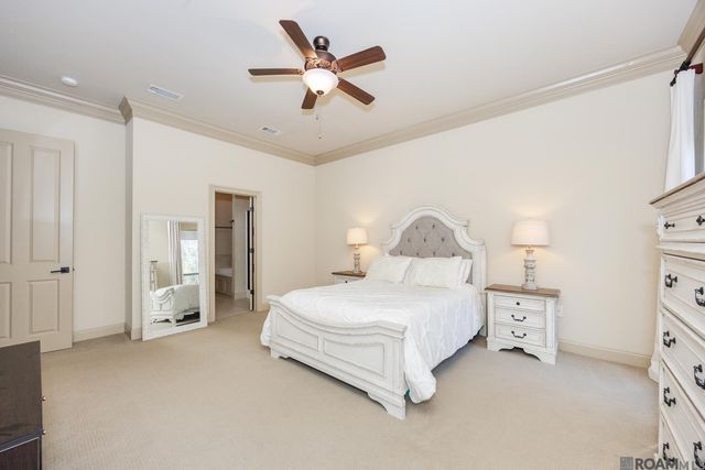 8274 Seville Ct, Baton Rouge, LA 70820