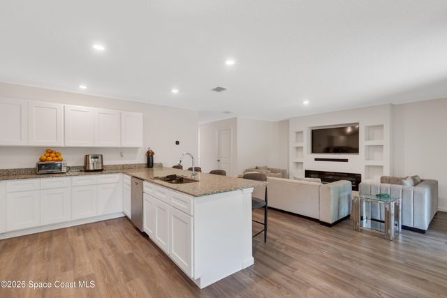 301 Haines Road SW, Palm Bay, FL 32908