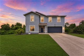 904 8th AVE, Lehigh Acres, FL 33972