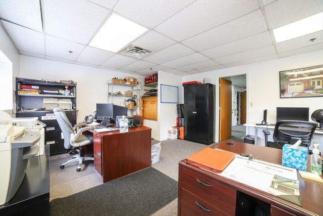 46 Milton St 2, Worcester, MA 01605