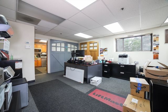 46 Milton St 2, Worcester, MA 01605