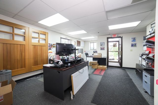 46 Milton St 2, Worcester, MA 01605