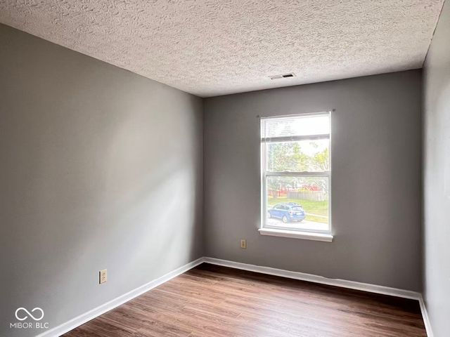 4450 Connaught West Drive, Plainfield, IN 46168