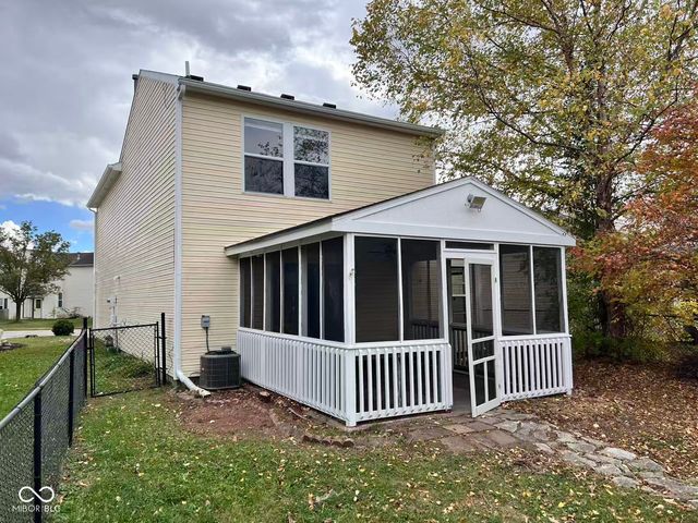 4450 Connaught West Drive, Plainfield, IN 46168