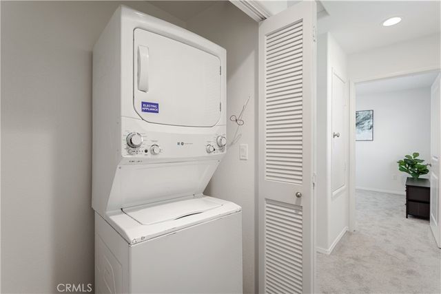 6877 N Curtis 2, San Bernardino, CA 92407