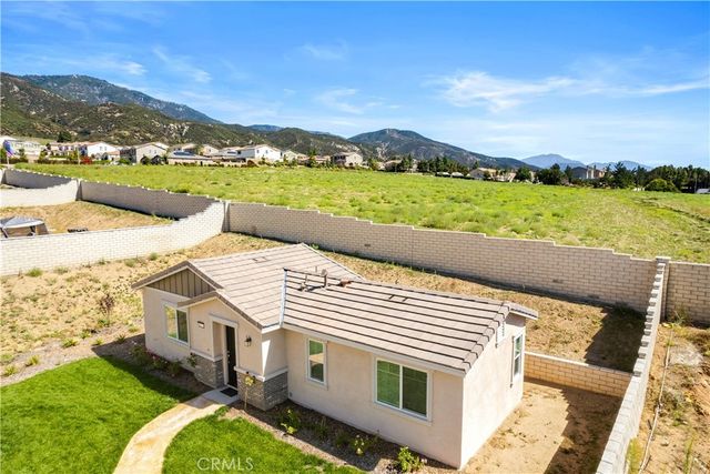 6877 N Curtis 2, San Bernardino, CA 92407