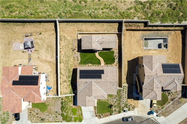 6877 N Curtis 2, San Bernardino, CA 92407