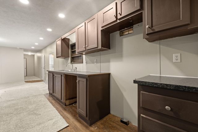 183 Pine Br Road, Harlan, KY 40831