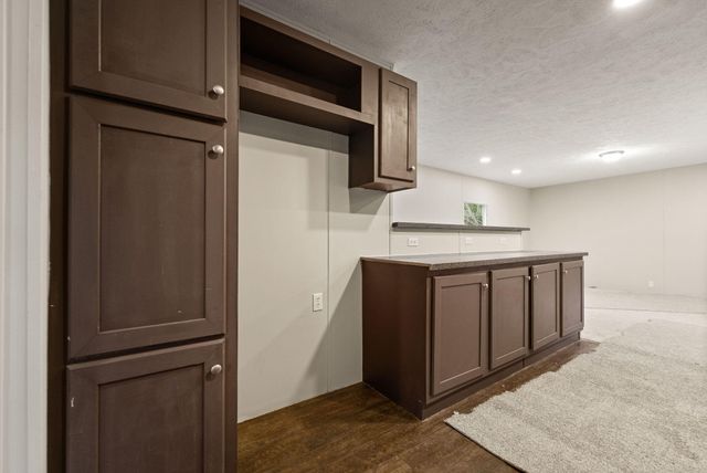 183 Pine Br Road, Harlan, KY 40831