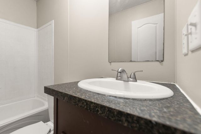 183 Pine Br Road, Harlan, KY 40831