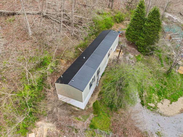 183 Pine Br Road, Harlan, KY 40831