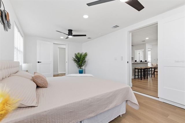 2116 W SEWAHA STREET, Tampa, FL 33612