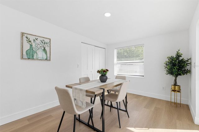 2116 W SEWAHA STREET, Tampa, FL 33612