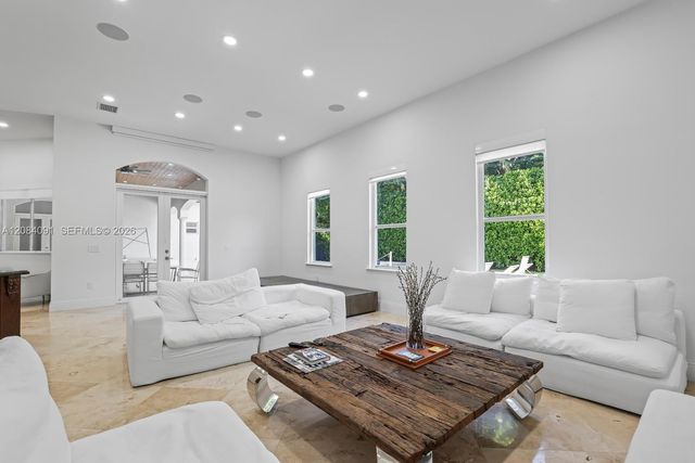 8095 SW 187th Street, Cutler Bay, FL 33157