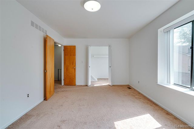 41617 Bedford Drive, Canton, MI 48187