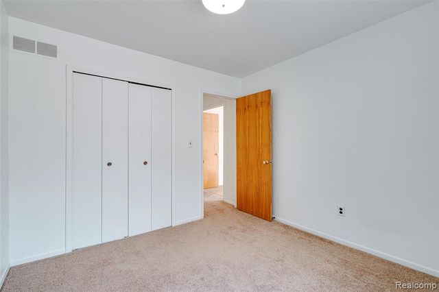 41617 Bedford Drive, Canton, MI 48187