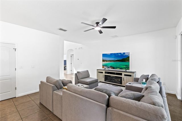 873 HARING LANE, Mount Dora, FL 32757