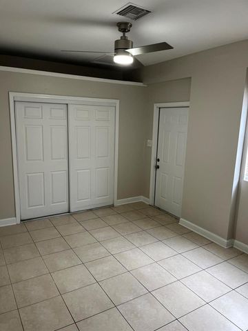 511 W PALM Street, Lantana, FL 33462