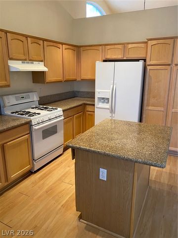 7565 SPLASHING ROCK Drive, Las Vegas, NV 89131