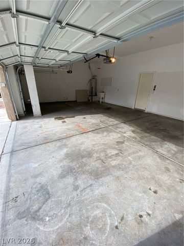 7565 SPLASHING ROCK Drive, Las Vegas, NV 89131