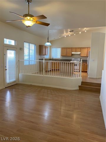 7565 SPLASHING ROCK Drive, Las Vegas, NV 89131