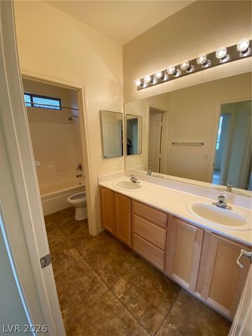 7565 SPLASHING ROCK Drive, Las Vegas, NV 89131