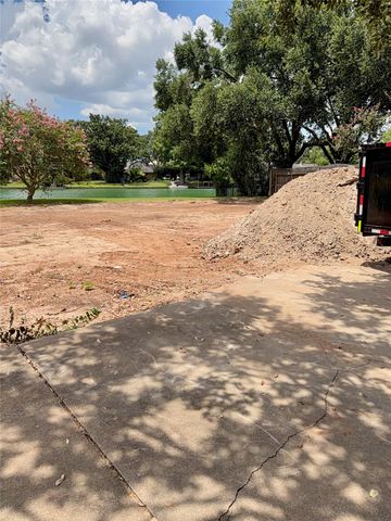 711 Salerno Street, Sugar Land, TX 77478