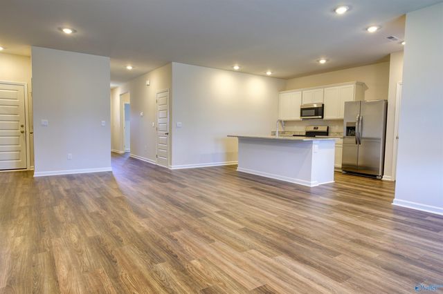 3404 Feldspar Drive, Madison, AL 35756