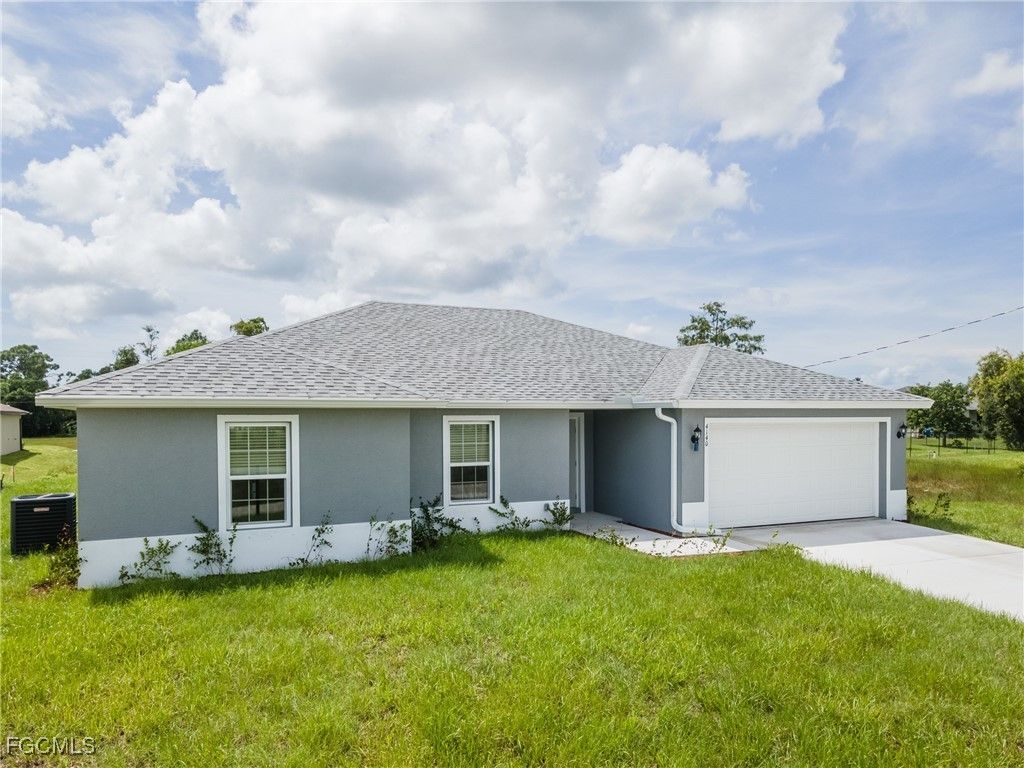 2248 NW 2nd PL, Cape Coral, FL 33909