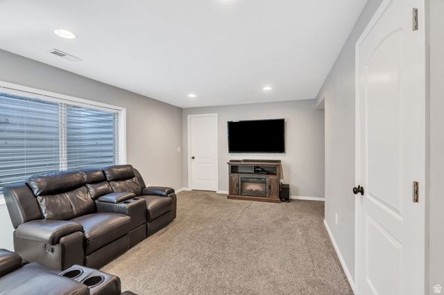 6935 N KIOWA PKWY, Eagle Mountain, UT 84005