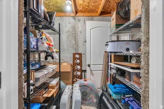 6935 N KIOWA PKWY, Eagle Mountain, UT 84005