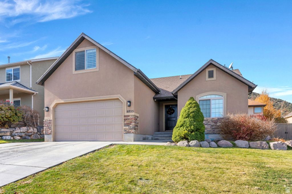 6935 N KIOWA PKWY, Eagle Mountain, UT 84005