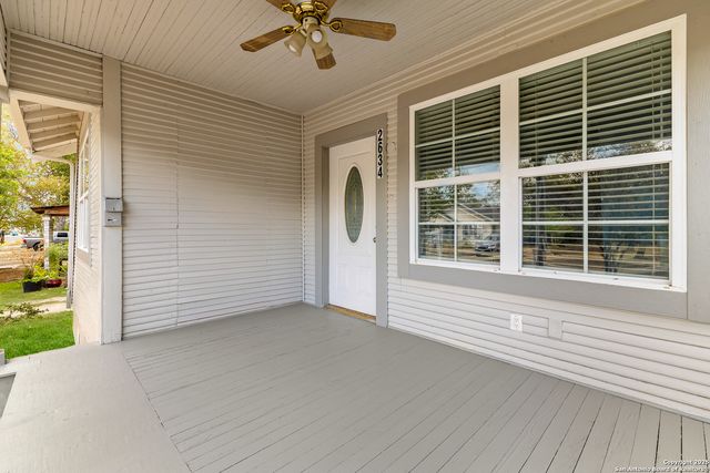 2634 E Houston, San Antonio, TX 78202
