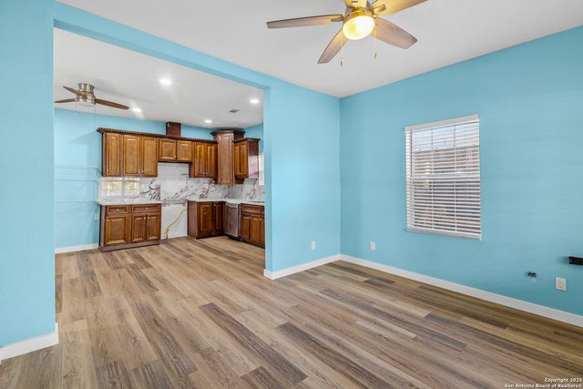 2634 E Houston, San Antonio, TX 78202