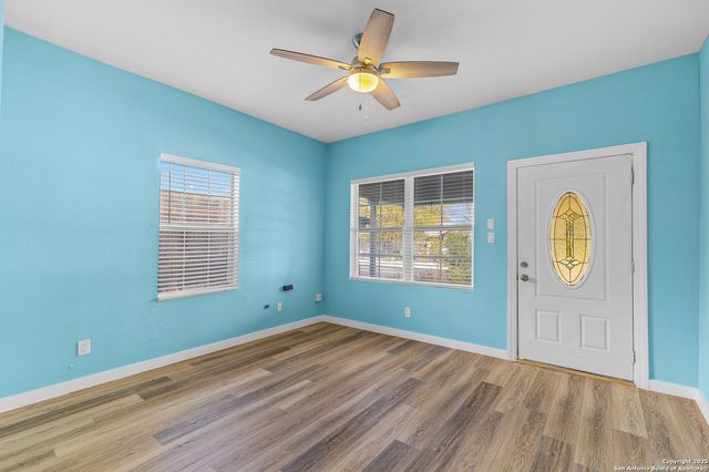 2634 E Houston, San Antonio, TX 78202